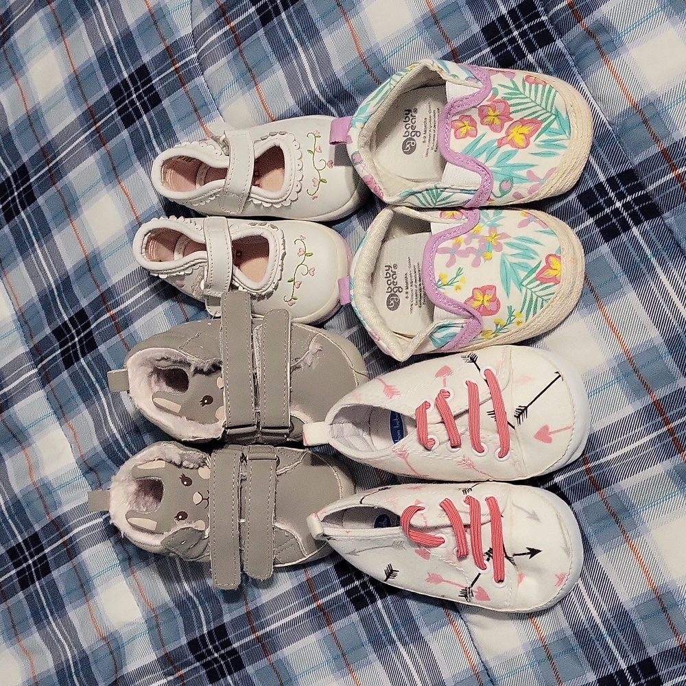 4 pr Baby girl shoes lot gray rabbit shoes sandals white Mary Jane sneakers